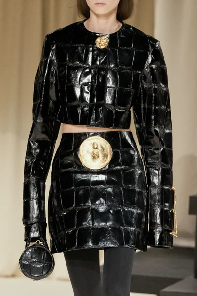 Look 53